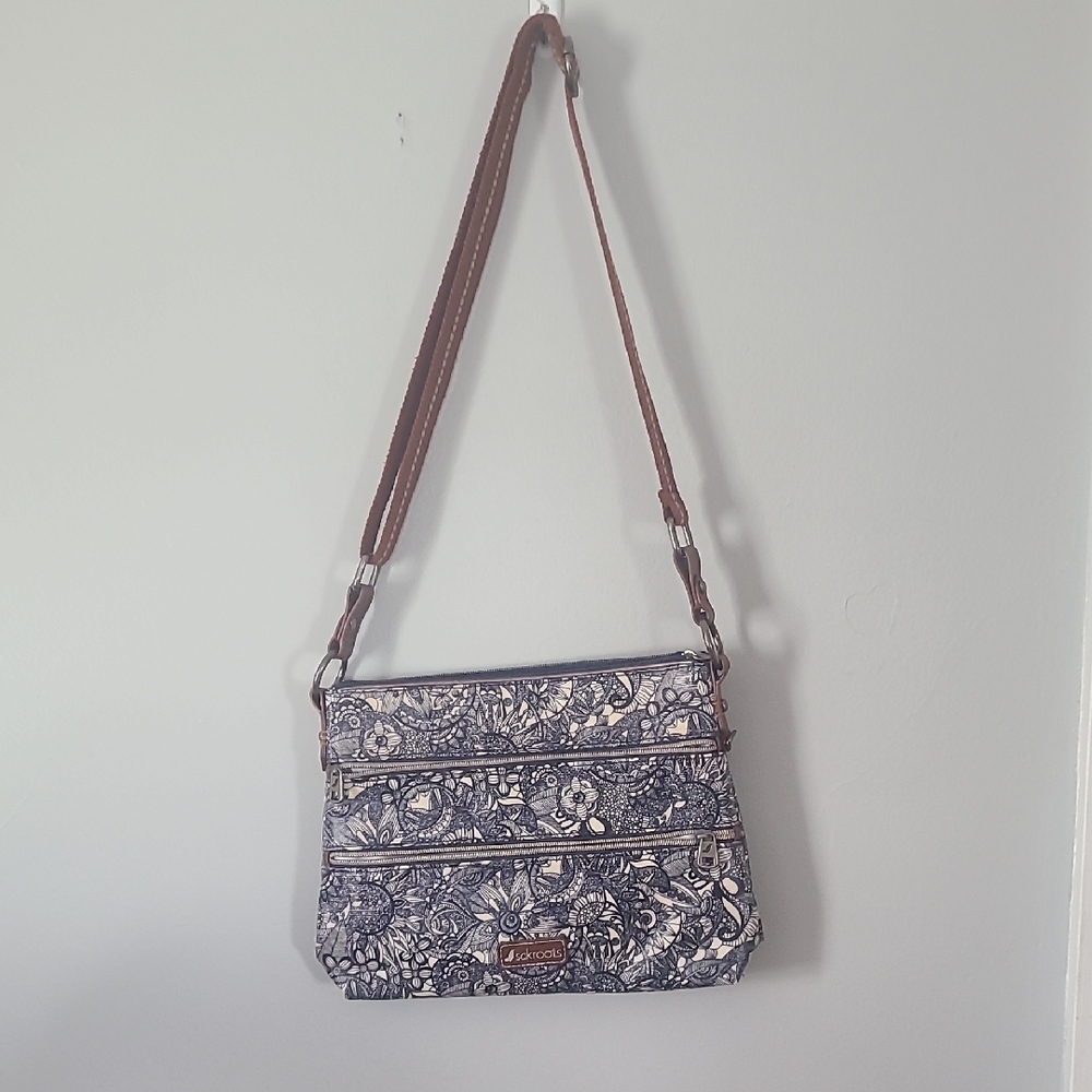Sakroots Crossbody Bag Navy Spirit Desert Artwork Design Lots Of Pockets Guc